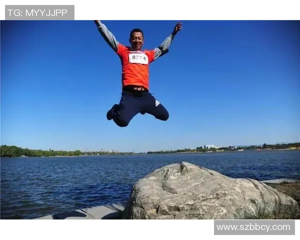 足球巨星与父亲深情羁绊展现运动激情与亲情温度